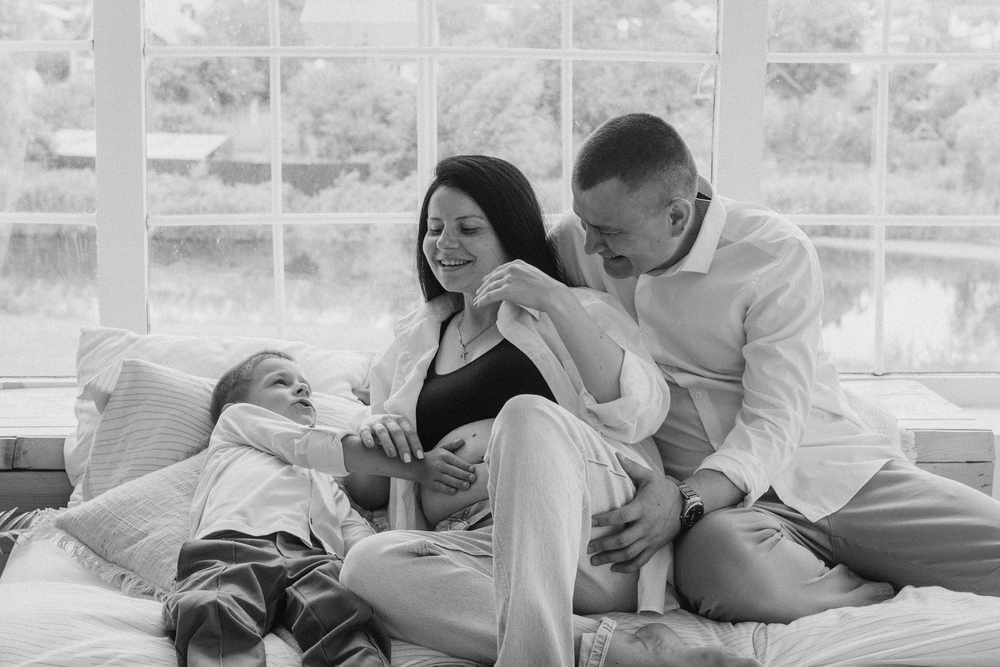 Maternity family photo shoot