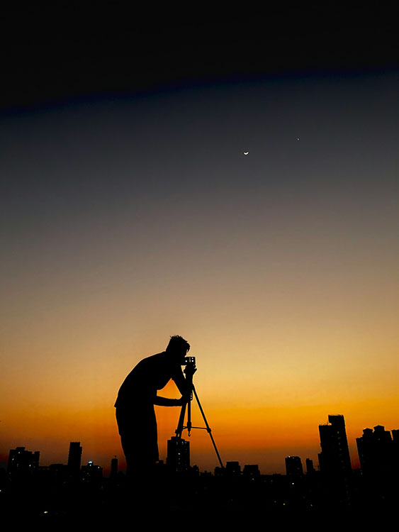 photographer at night